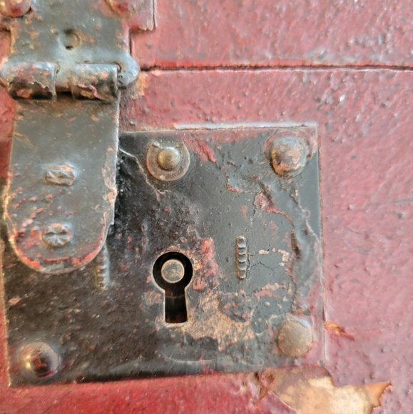 Vintage ~ Antique ~ Handmade Trunk ~ Early 20th Century ~ Rustic ~ Farmh… - Picture 9 of 14